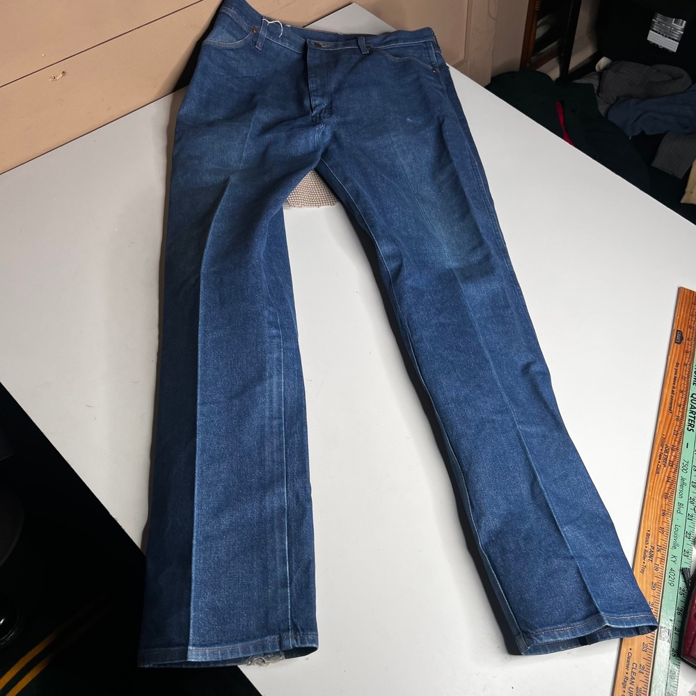 Vintage Wrangler 13MWZ Cowboy Cut Jeans Mens 35x34 Made in USA Dark Wash Denim